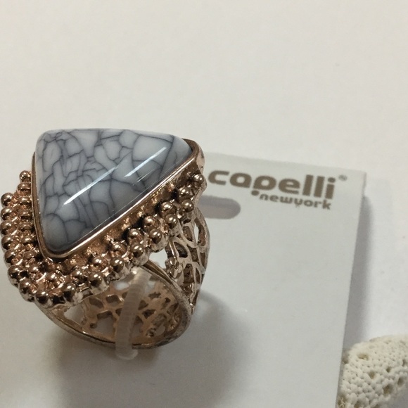 Fashion Ring NWT - Picture 3 of 7